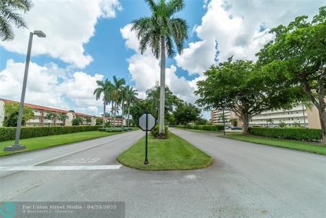 671 S Hollybrook Drive Pembroke Pines FL 33025