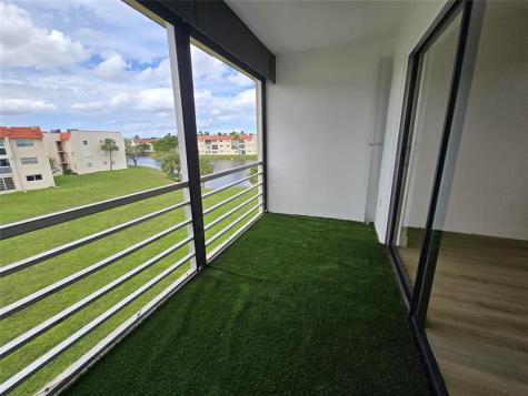 3001 E Sunrise Lakes Drive Sunrise FL 33322