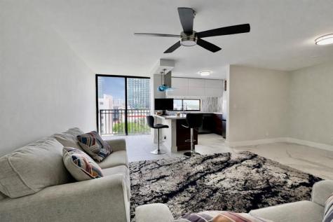 16919 N Bay Road Sunny Isles Beach FL 33160
