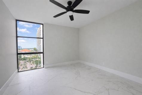 16919 N Bay Road Sunny Isles Beach FL 33160