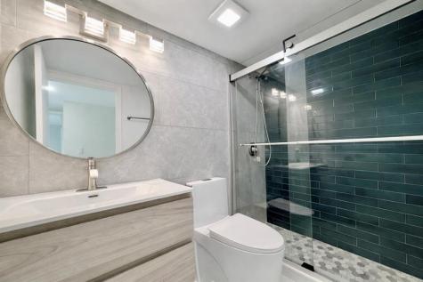 16919 N Bay Road Sunny Isles Beach FL 33160