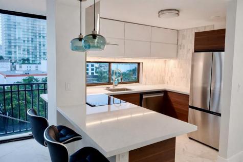 16919 N Bay Road Sunny Isles Beach FL 33160