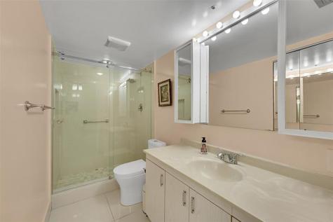 2403 Antigua Circle Coconut Creek FL 33066