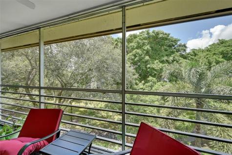 2403 Antigua Circle Coconut Creek FL 33066