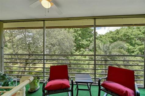 2403 Antigua Circle Coconut Creek FL 33066