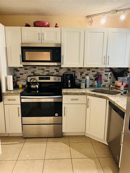 3531 Cocoplum Circle Pompano Beach FL 33063