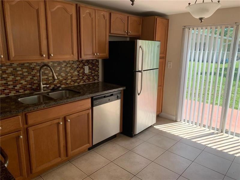 206 SW 1st Street Pompano Beach FL 33060