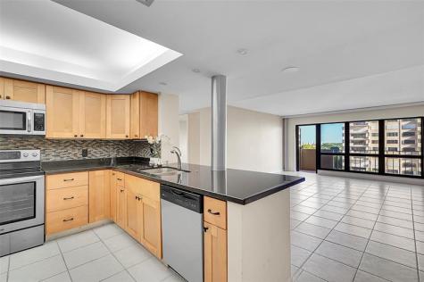 4900 N Ocean Boulevard Lauderdale By The Sea FL 33308