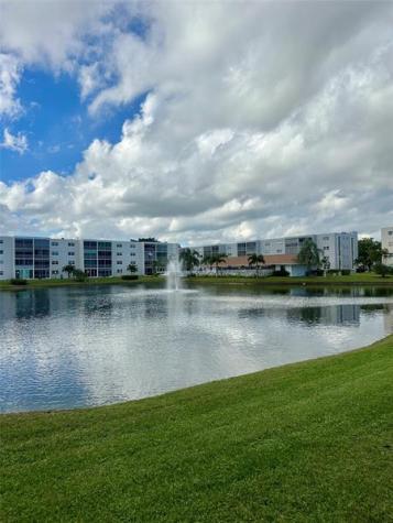 325 SE 11th Terrace Dania Beach FL 33004