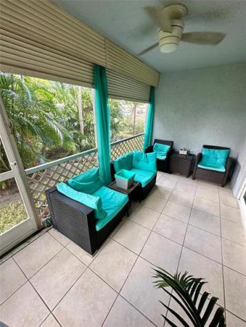 325 SE 11th Terrace Dania Beach FL 33004