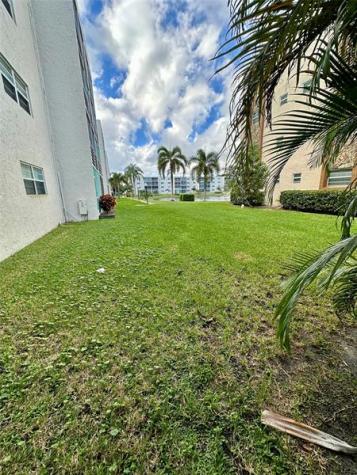 325 SE 11th Terrace Dania Beach FL 33004