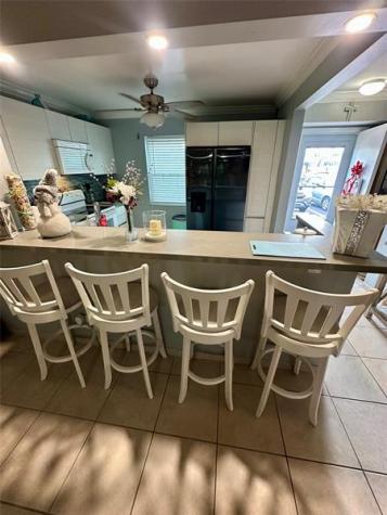 325 SE 11th Terrace Dania Beach FL 33004