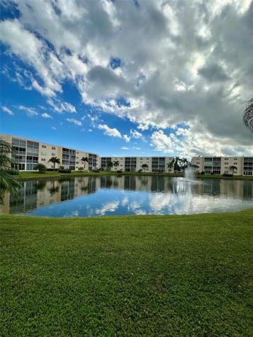 325 SE 11th Terrace Dania Beach FL 33004