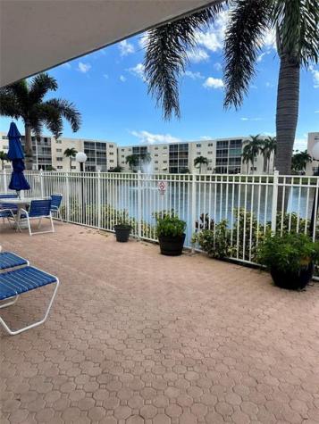 325 SE 11th Terrace Dania Beach FL 33004