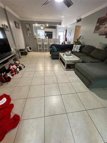 325 SE 11th Terrace Dania Beach FL 33004