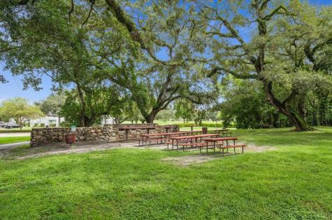 1502 Whitehall Drive Davie FL 33324