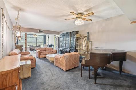 1502 Whitehall Drive Davie FL 33324