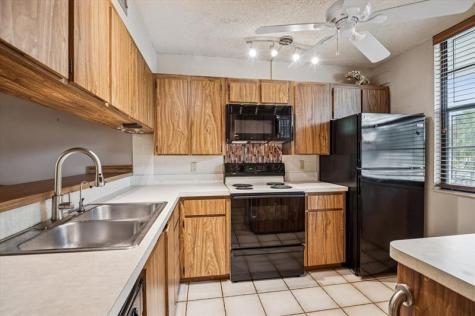 1502 Whitehall Drive Davie FL 33324