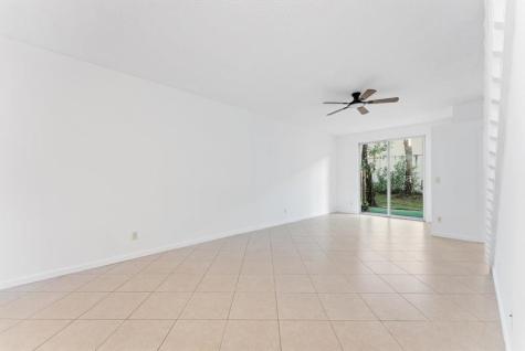 4740 NW 57th Place Coconut Creek FL 33073