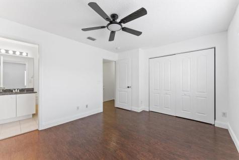 4740 NW 57th Place Coconut Creek FL 33073