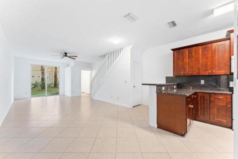 4740 NW 57th Place Coconut Creek FL 33073