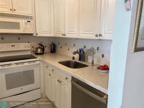 3006 Berkshire A Deerfield Beach FL 33442