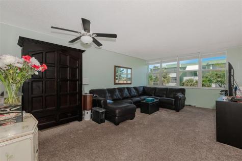 2751 Taft Street Hollywood FL 33020