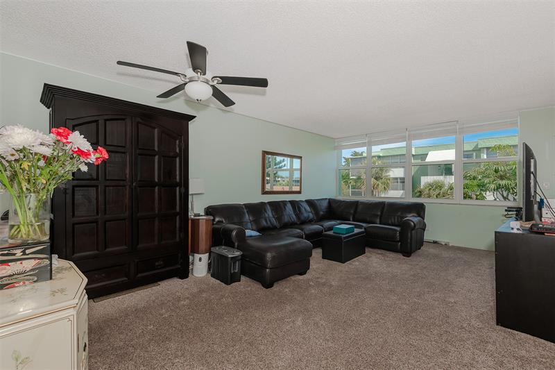 2751 Taft Street Hollywood FL 33020