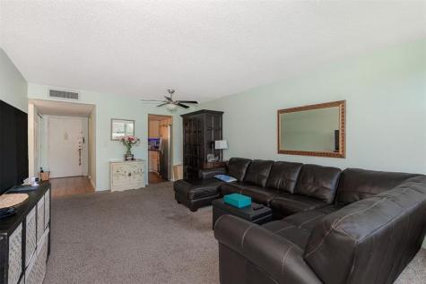 2751 Taft Street Hollywood FL 33020
