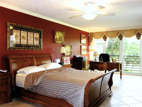 3507 Oaks Way Pompano Beach FL 33069