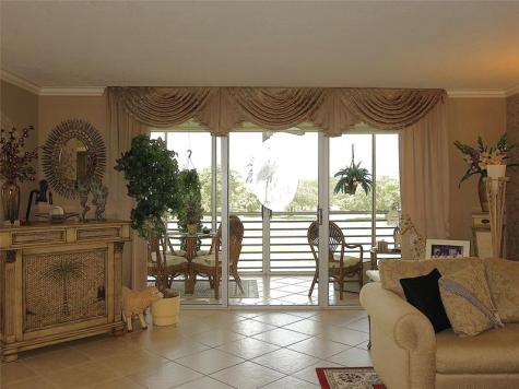 3507 Oaks Way Pompano Beach FL 33069