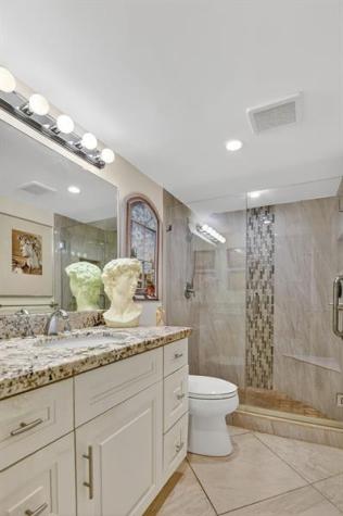 250 NE 20th Street Boca Raton FL 33431