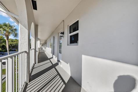 250 NE 20th Street Boca Raton FL 33431