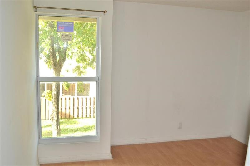 8237 NW 8th Court Plantation FL 33324