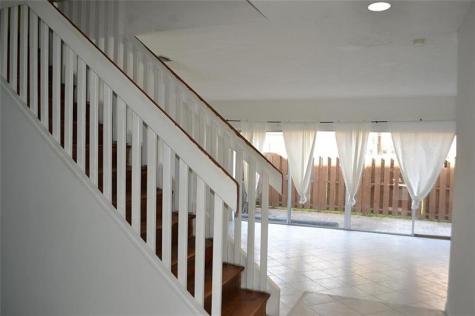 8237 NW 8th Court Plantation FL 33324