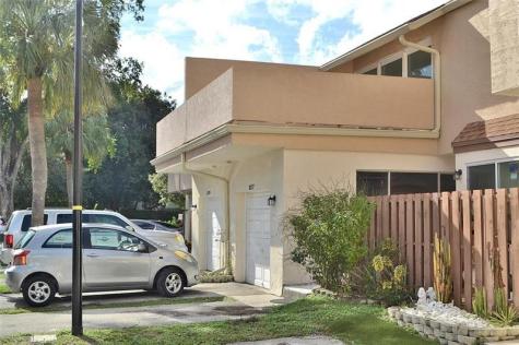 8237 NW 8th Court Plantation FL 33324