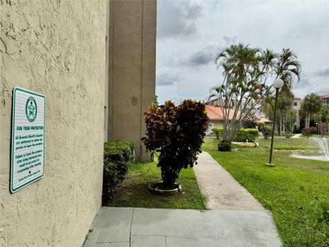 1810 N Lauderdale Avenue North Lauderdale FL 33068