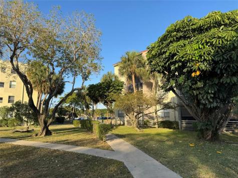 1810 N Lauderdale Avenue North Lauderdale FL 33068