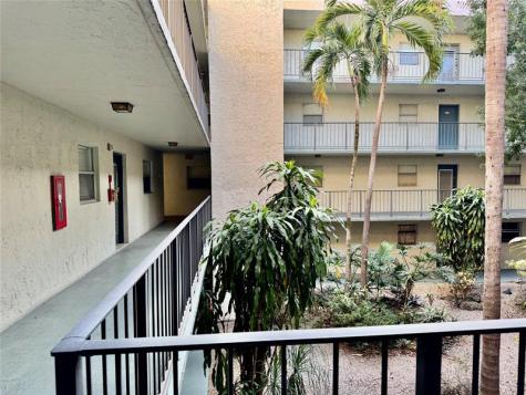 1810 N Lauderdale Avenue North Lauderdale FL 33068