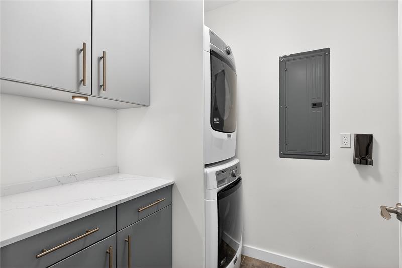 365 SE 6th Avenue Delray Beach FL 33483