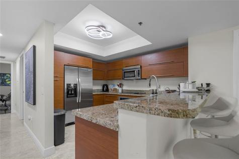 2641 N Flamingo Road Sunrise FL 33323