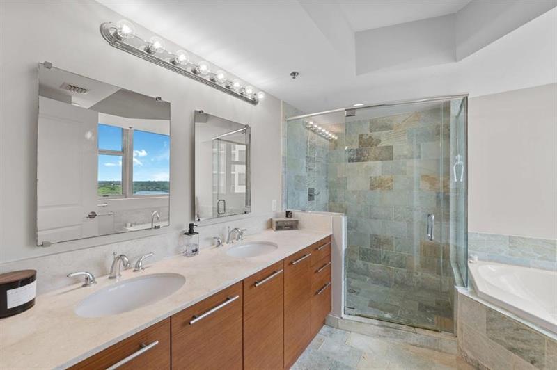 2641 N Flamingo Road Sunrise FL 33323