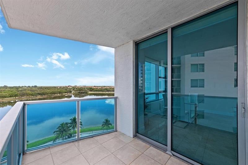 2641 N Flamingo Road Sunrise FL 33323