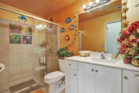 10396 W 34th Lane Hialeah FL 33018