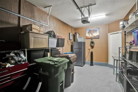 10396 W 34th Lane Hialeah FL 33018