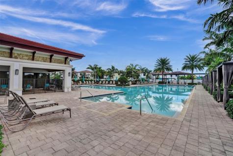 10396 W 34th Lane Hialeah FL 33018