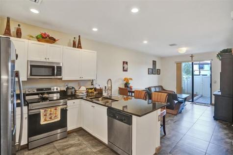 10396 W 34th Lane Hialeah FL 33018