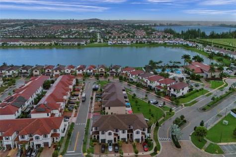 10396 W 34th Lane Hialeah FL 33018