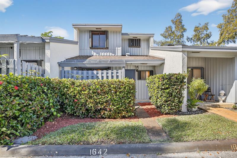 1642 N 15th Terrace Hollywood FL 33020