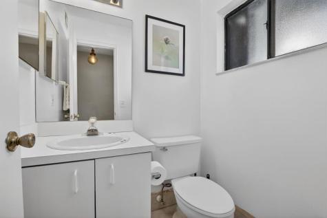 1642 N 15th Terrace Hollywood FL 33020